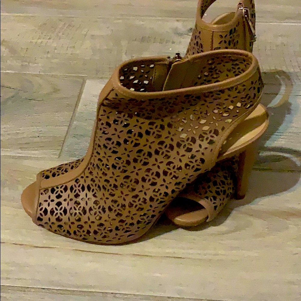 Ann Taylor open toe shoe/bootie